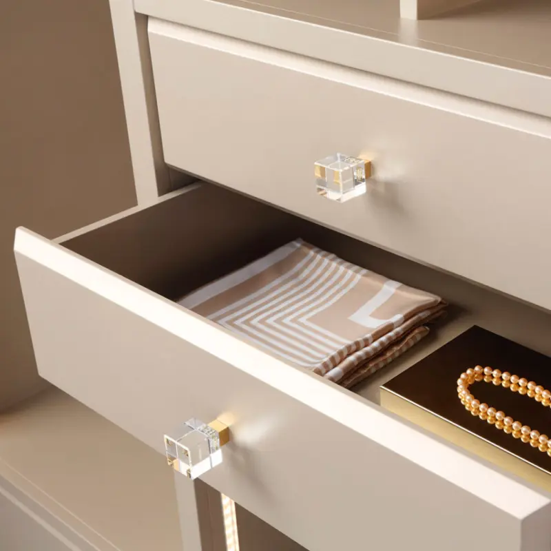 uchwyty z monogramem nv